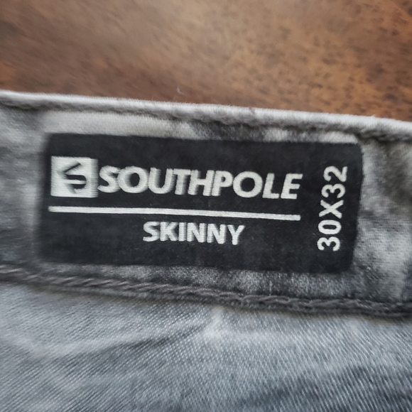 Men Gray & Black Southpole Jeans - Picture 2 of 3